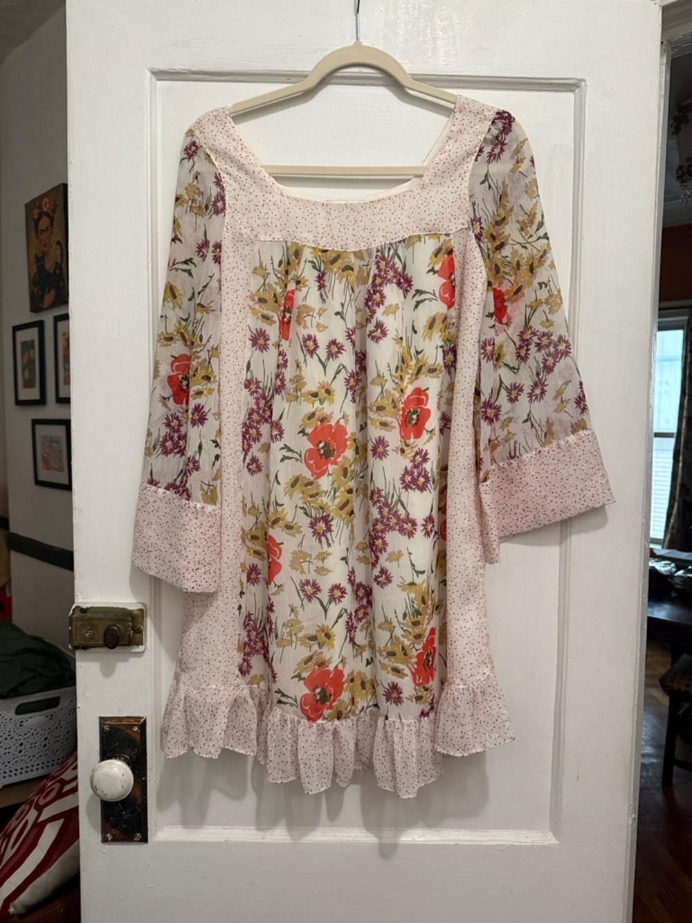 Floral Puff-Sleeve Ruffle Tunic - Cream with Coral and Purple Flowers